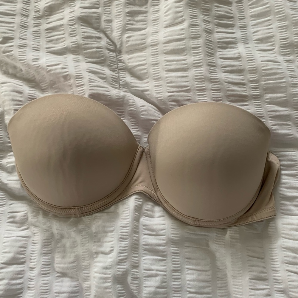 Pink strapless push-up bra